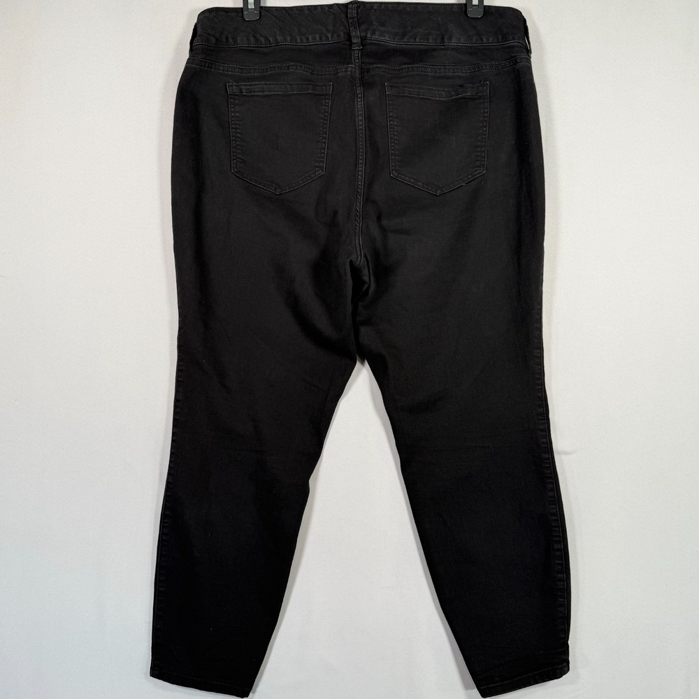 Torrid Denim Soft High Rise Black Jeans Plus Size 22S 40x 26 Jegging Comfy - Picture 6 of 6